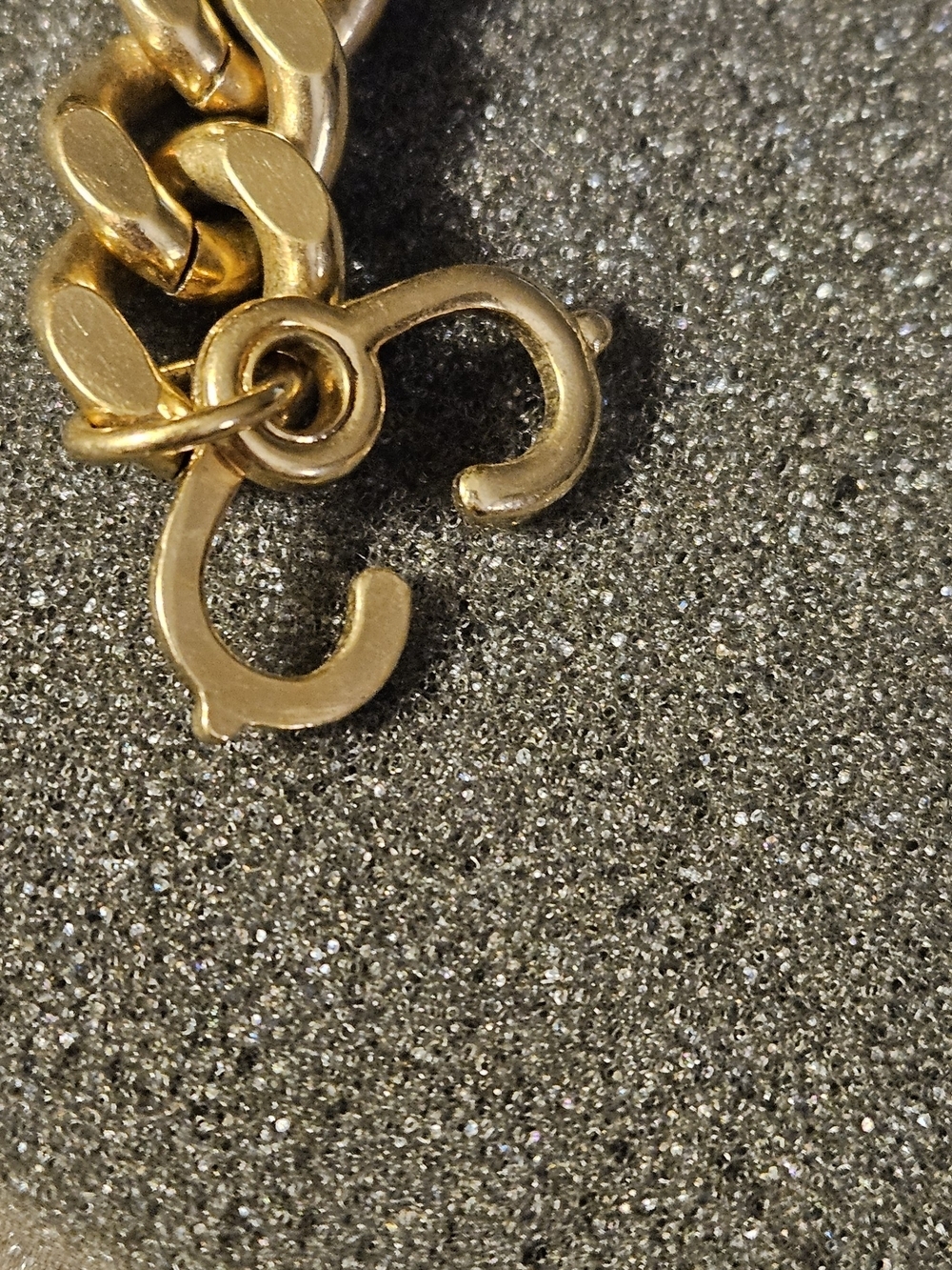 Vintage gold-tone curb-link ID bracelet signed SWANK on the Back identification - Picture 4 of 6